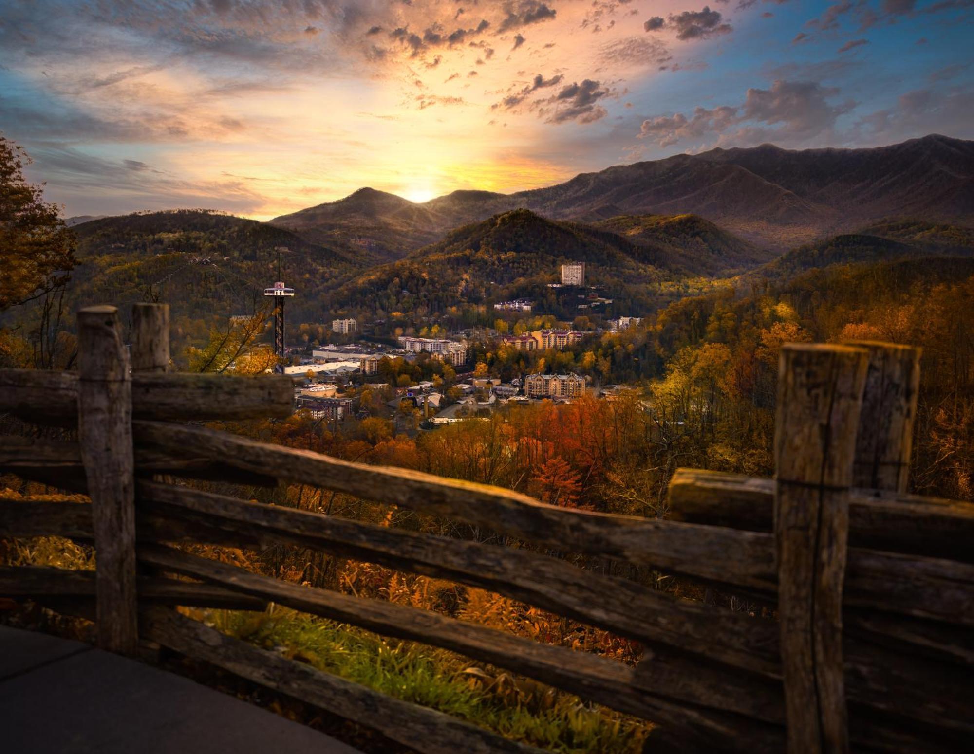 Four Bears Den, Hot Tub, 1089 Of Free Attraction Tickets For Each Paid Day, Dollywood And More Gatlinburg Exterior foto